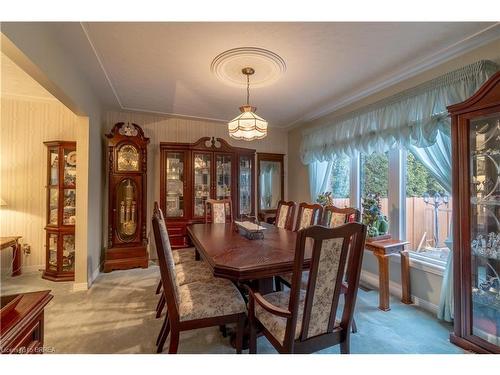 18 Huntingdale Drive, Kitchener, ON - Indoor Photo Showing Dining Room
