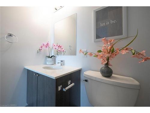 320-7711 Green Vista Gate, Niagara Falls, ON - Indoor Photo Showing Bathroom