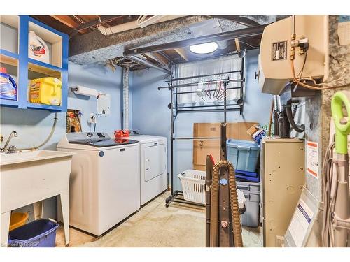 48 Abbington Drive, Hamilton, ON - Indoor Photo Showing Laundry Room