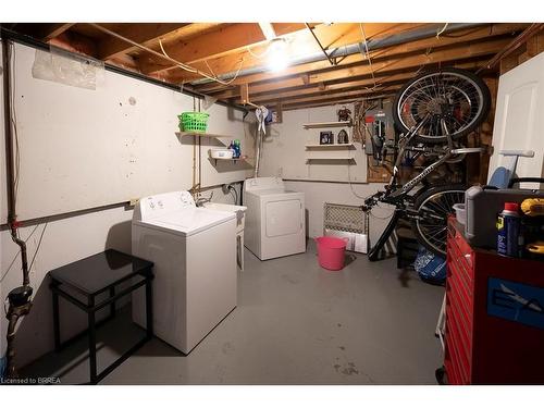 F-153 Brantwood Park Road, Brantford, ON - Indoor Photo Showing Laundry Room