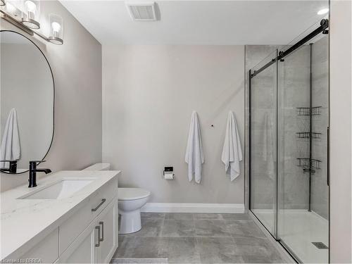 15 Hare Street, Waterford, ON - Indoor Photo Showing Bathroom