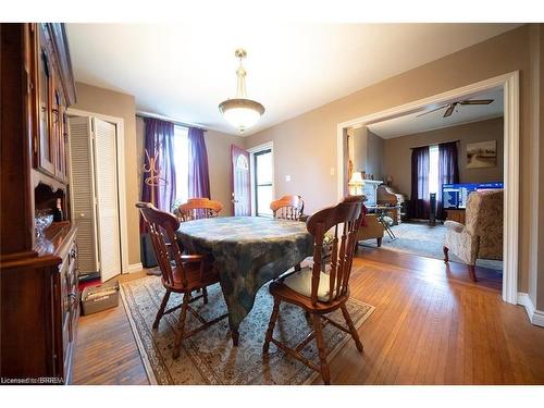 6 Alfred Street, Brantford, ON - Indoor Photo Showing Dining Room