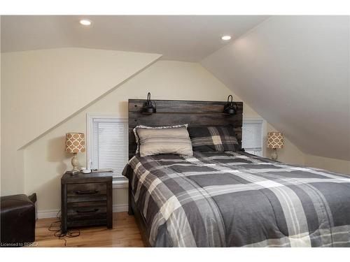 1374 Windham Road 12, Simcoe, ON - Indoor Photo Showing Bedroom