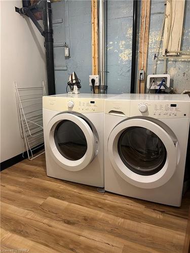 371 West Street, Brantford, ON - Indoor Photo Showing Laundry Room