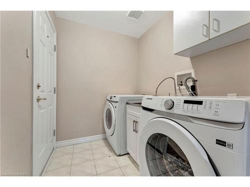 21 Jefferson Avenue, Port Colborne, ON - Indoor Photo Showing Laundry Room