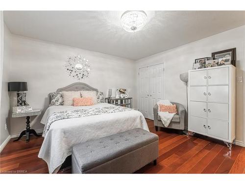 43-35 Stratford Terrace, Brantford, ON - Indoor Photo Showing Bedroom