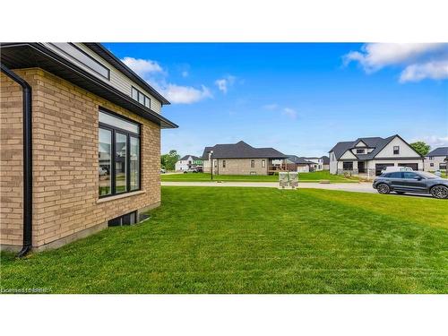 42 Aspen Circle, Thorndale, ON - Outdoor