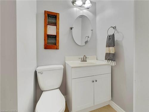205 Dufferin Avenue, Brantford, ON - Indoor Photo Showing Bathroom