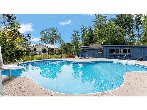 13 Turkey Point Road, Turkey Point, ON - Outdoor With In Ground Pool With Backyard