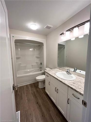 224 Renaissance Drive, St. Thomas, ON - Indoor Photo Showing Bathroom
