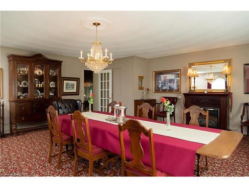 42 Brant Mill Road, Oakland, ON - Indoor Photo Showing Dining Room