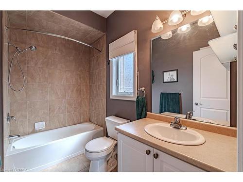 19-1038 Colborne Street, Brantford, ON - Indoor Photo Showing Bathroom