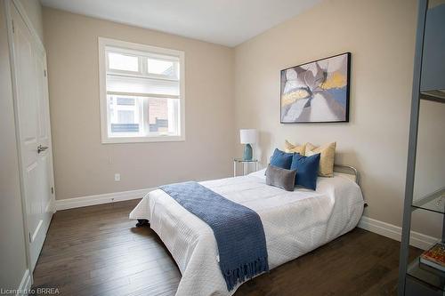 290 Mount Pleasant Road, Brantford, ON - Indoor Photo Showing Bedroom