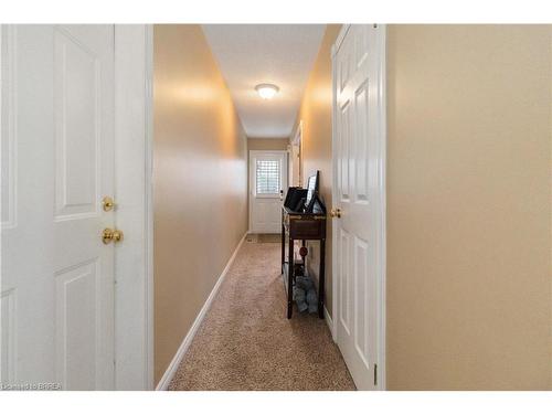 F-68 Harris Avenue, Brantford, ON - Indoor Photo Showing Other Room