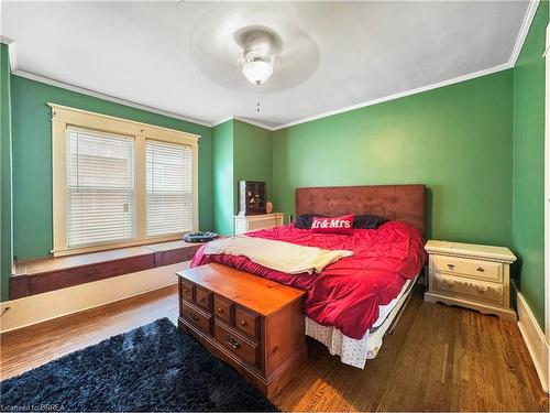 86 Colborne Street S, Simcoe, ON - Indoor Photo Showing Bedroom