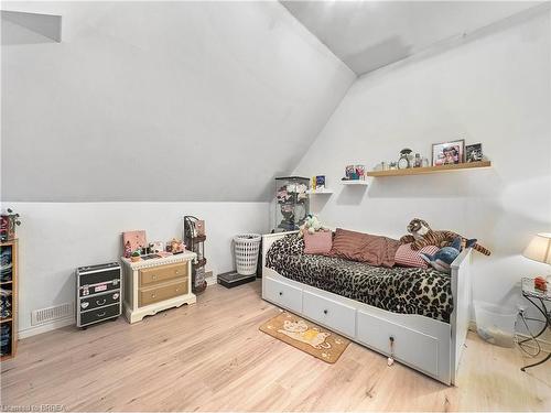 86 Colborne Street S, Simcoe, ON - Indoor Photo Showing Bedroom