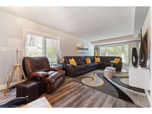 231 Parkside Drive, Waterdown, ON - Indoor Photo Showing Living Room