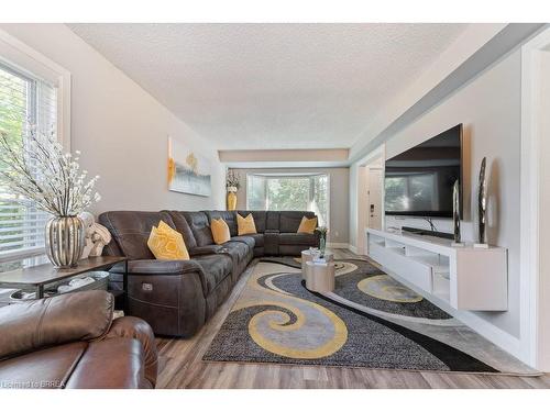 231 Parkside Drive, Waterdown, ON - Indoor Photo Showing Living Room