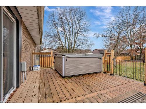 423 Mcdowell Road E, Simcoe, ON - Outdoor With Deck Patio Veranda With Exterior