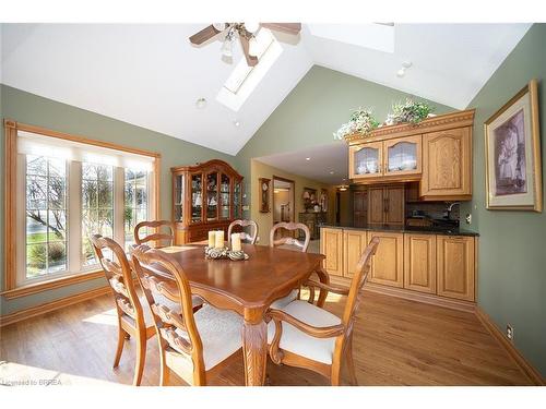 3628 Concession Drive, Glencoe, ON - Indoor Photo Showing Dining Room