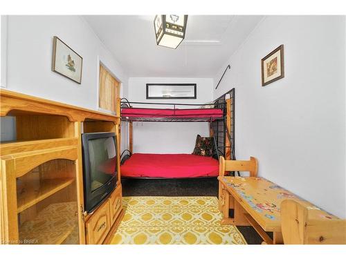 11-422 Island View Road, Alnwick Twp, ON - Indoor Photo Showing Bedroom