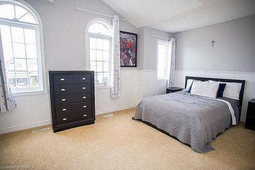 15094 Danby Road, Halton Hills, ON - Indoor Photo Showing Bedroom