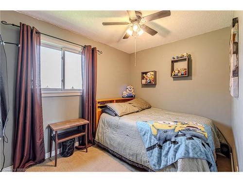 7075 Sexton Road, Arkona, ON - Indoor Photo Showing Bedroom