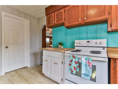 11 Snooks Drive, Turkey Point, ON - Indoor Photo Showing Kitchen