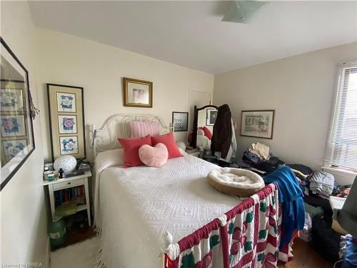 45 Wood Street, Brantford, ON - Indoor Photo Showing Bedroom