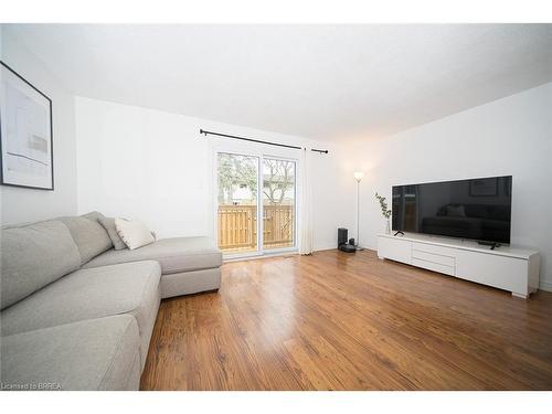 A-656 Grey Street, Brantford, ON - Indoor Photo Showing Living Room