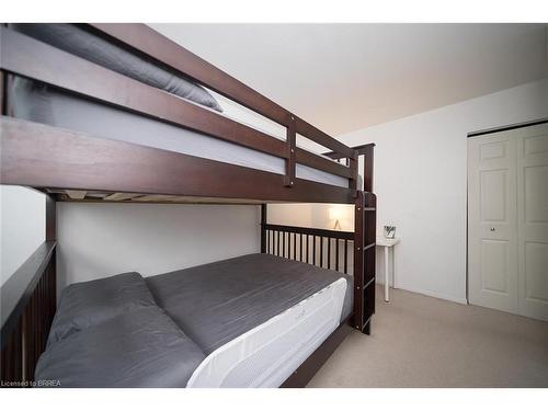 A-656 Grey Street, Brantford, ON - Indoor Photo Showing Bedroom
