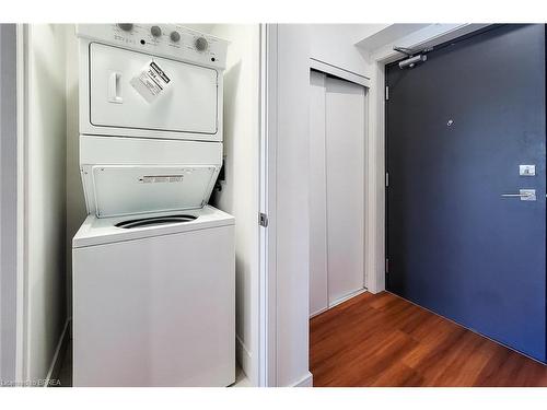 306-1 Wellington Street, Brantford, ON - Indoor Photo Showing Laundry Room