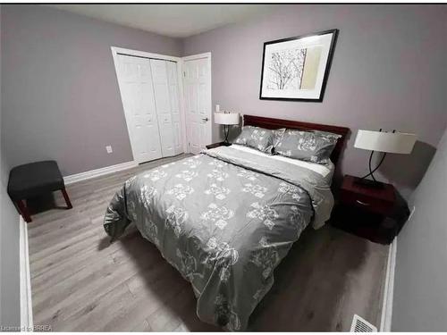 6 Pace Avenue, Brantford, ON - Indoor Photo Showing Bedroom