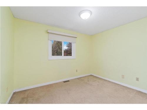 52 Gurnett Drive, Hamilton, ON - Indoor Photo Showing Other Room