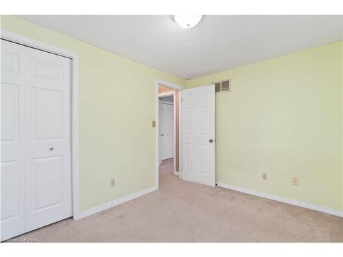 52 Gurnett Drive, Hamilton, ON - Indoor Photo Showing Other Room