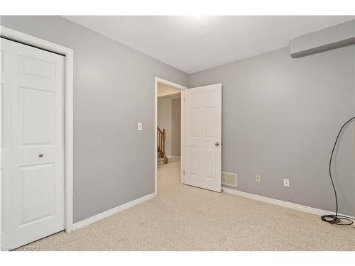 52 Gurnett Drive, Hamilton, ON - Indoor Photo Showing Other Room