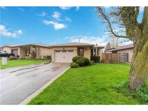 52 Gurnett Drive, Hamilton, ON - Outdoor