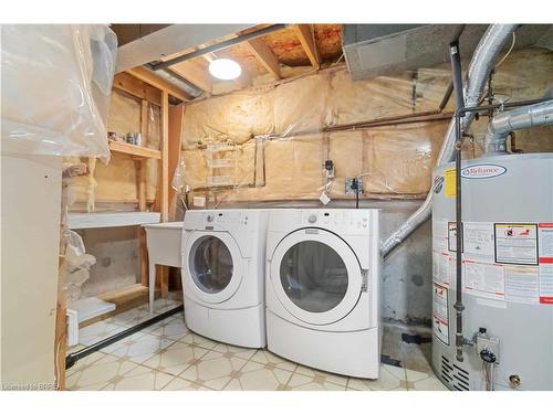 52 Gurnett Drive, Hamilton, ON - Indoor Photo Showing Laundry Room