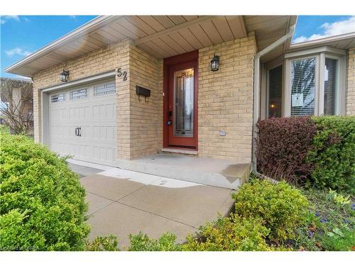 52 Gurnett Drive, Hamilton, ON - Outdoor