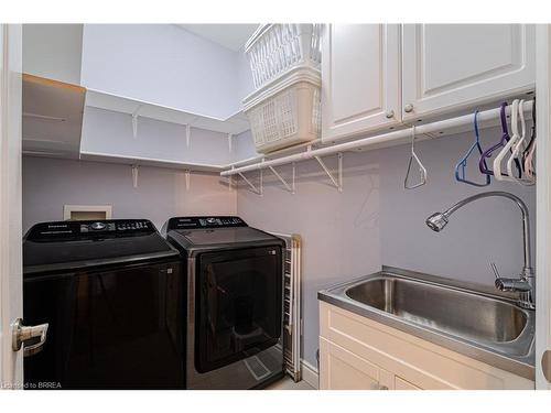 46 Oxbow Road, Brantford, ON - Indoor Photo Showing Laundry Room