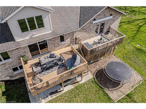46 Oxbow Road, Brantford, ON - Outdoor
