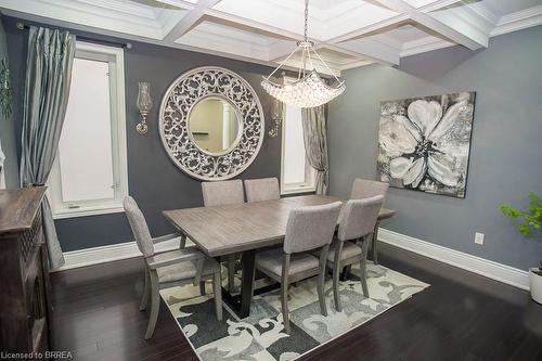 4671 Mcleod Road, Burlington, ON - Indoor Photo Showing Dining Room