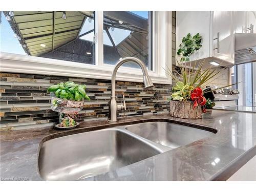 139 Viscount Road, Brantford, ON - Indoor Photo Showing Kitchen With Double Sink