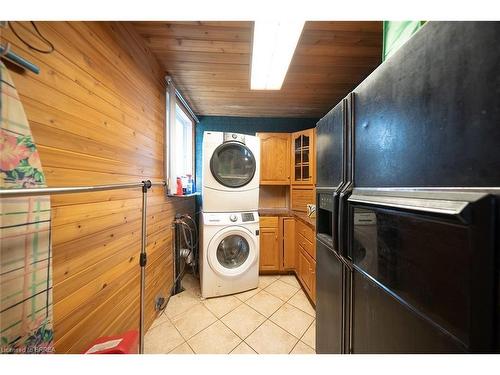 226 Mclean School Road, St. George, ON - Indoor Photo Showing Laundry Room