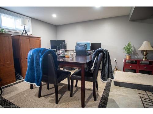 64 Brier Park Road, Brantford, ON - Indoor Photo Showing Other Room