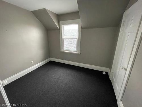 39 Allenby Avenue, Brantford, ON - Indoor Photo Showing Other Room