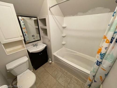 39 Allenby Avenue, Brantford, ON - Indoor Photo Showing Bathroom