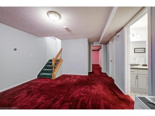 18-20 Courtland Drive, Brantford, ON - Indoor Photo Showing Other Room