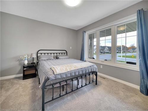 42 Livingston Drive, Tillsonburg, ON - Indoor Photo Showing Bedroom