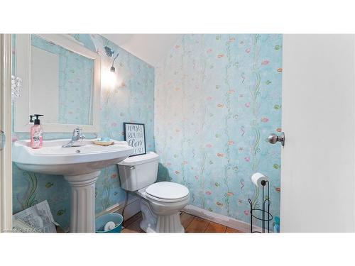 61 King Street N, Oakland, ON - Indoor Photo Showing Bathroom